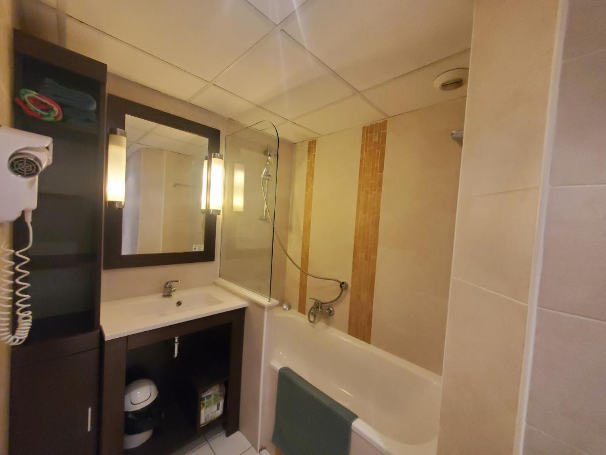 Cap Hermes Studio 31M2 Vue Port Climatise Piscine, Fréjus Esterno foto